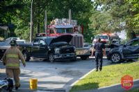 Un semi-remorque sans conducteur percute plusieurs véhicules à Sherbrooke